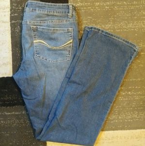 SO boot cut medium wash jeans size 15